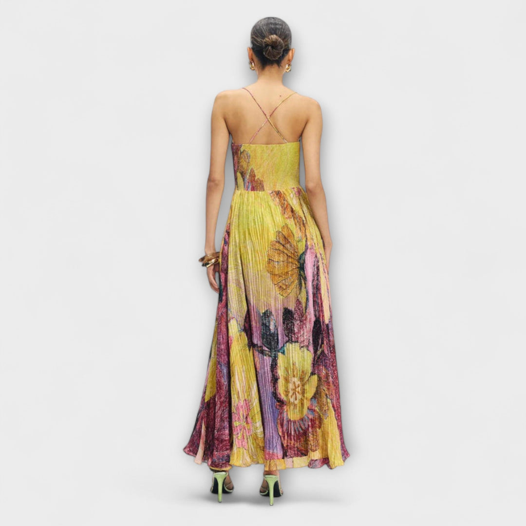 Kiara - Elegant Maxi Dress with Bright Ikat Pattern